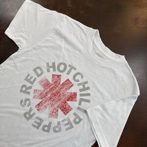Red Hot Chili Peppers Distressed Logo Mens TShirt Rock Classic Merch Tee Concert